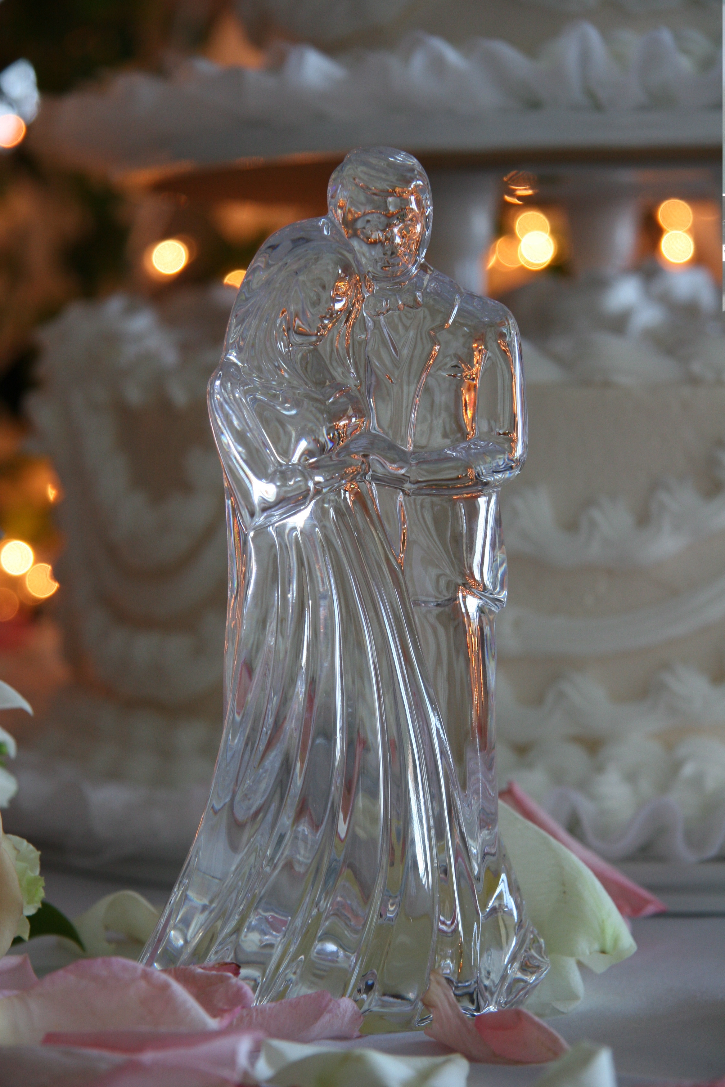 https://d3r8gwkgo0io6y.cloudfront.net/upload/Waterford Crystal Factory.jpg